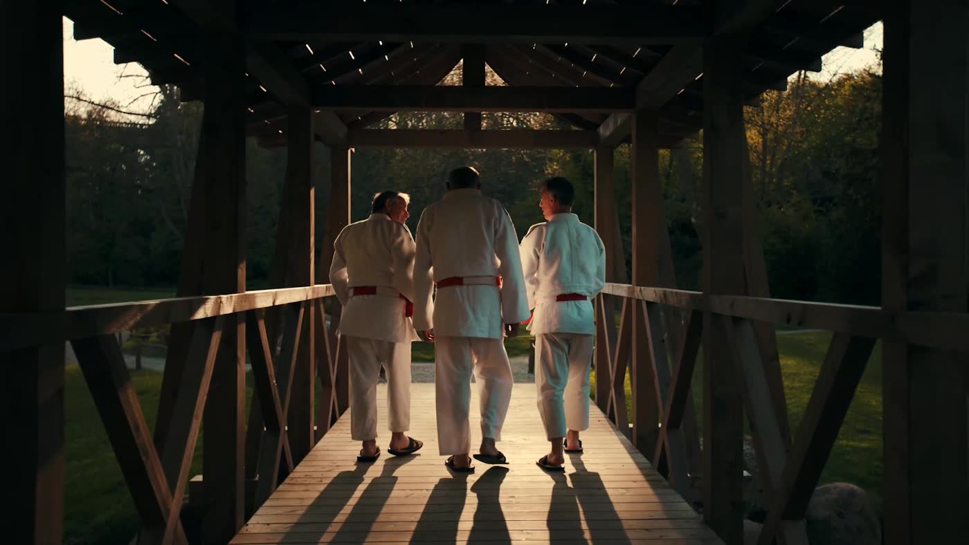 Tableau 10 — Sagesse. « Les hauts gradés échangent sur le judo et son évolution pour continuer de grandir dans la discipline. »