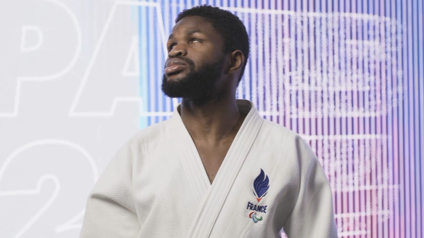 Les agitos, sur celui de la sélection paralympique.